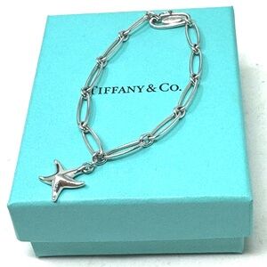 Authentic Tiffany & Co. Elsa Peretti Starfish Charm Bracelet.